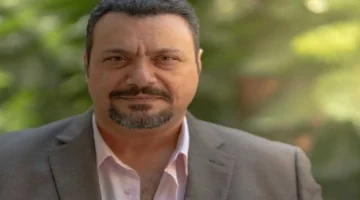 بعد 12 عاماً.. مراد مكرم يعلن مغادرة قناة سي بي سي بشكل مفاجئ